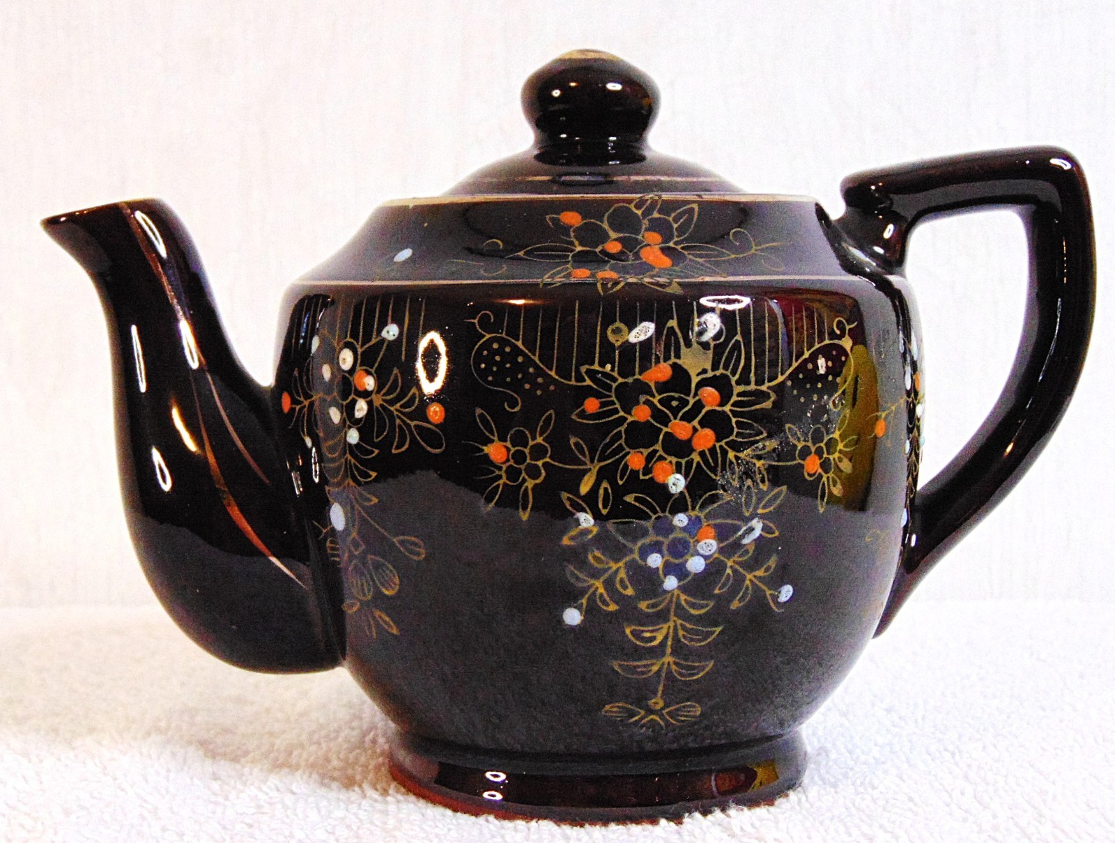 Vintage Japanese Redware Tea Pot With Hand Painted Moriage Design