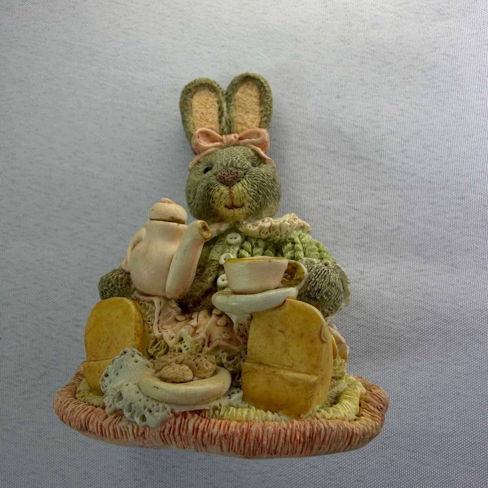 Figi Snuggle Buddies Honey Bunny Lets Have Tea Figurine \'96 Vintage Hand Painted