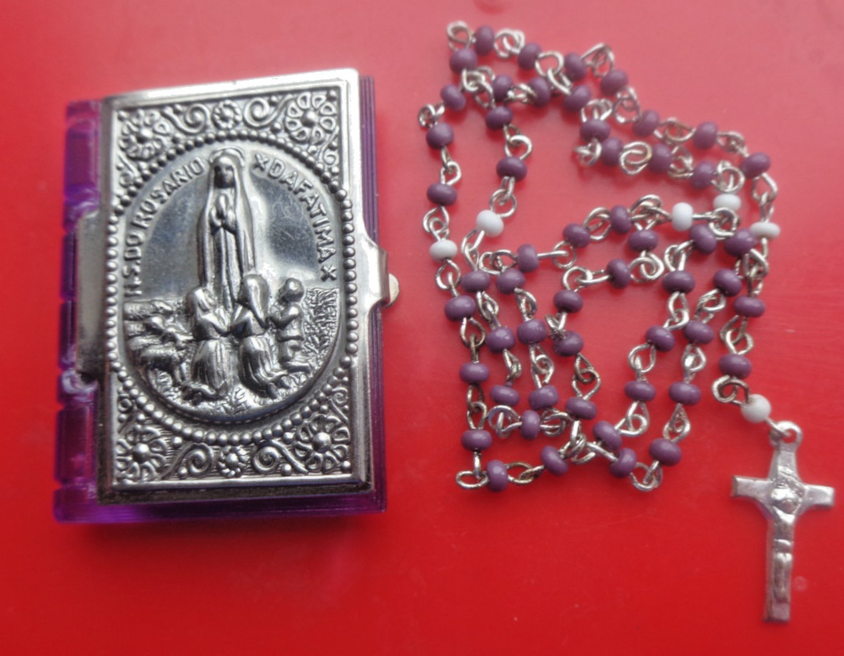 Miniature Rosary Beads + Fatima rosary Box Vintage c1940 1950s Germany US Zone