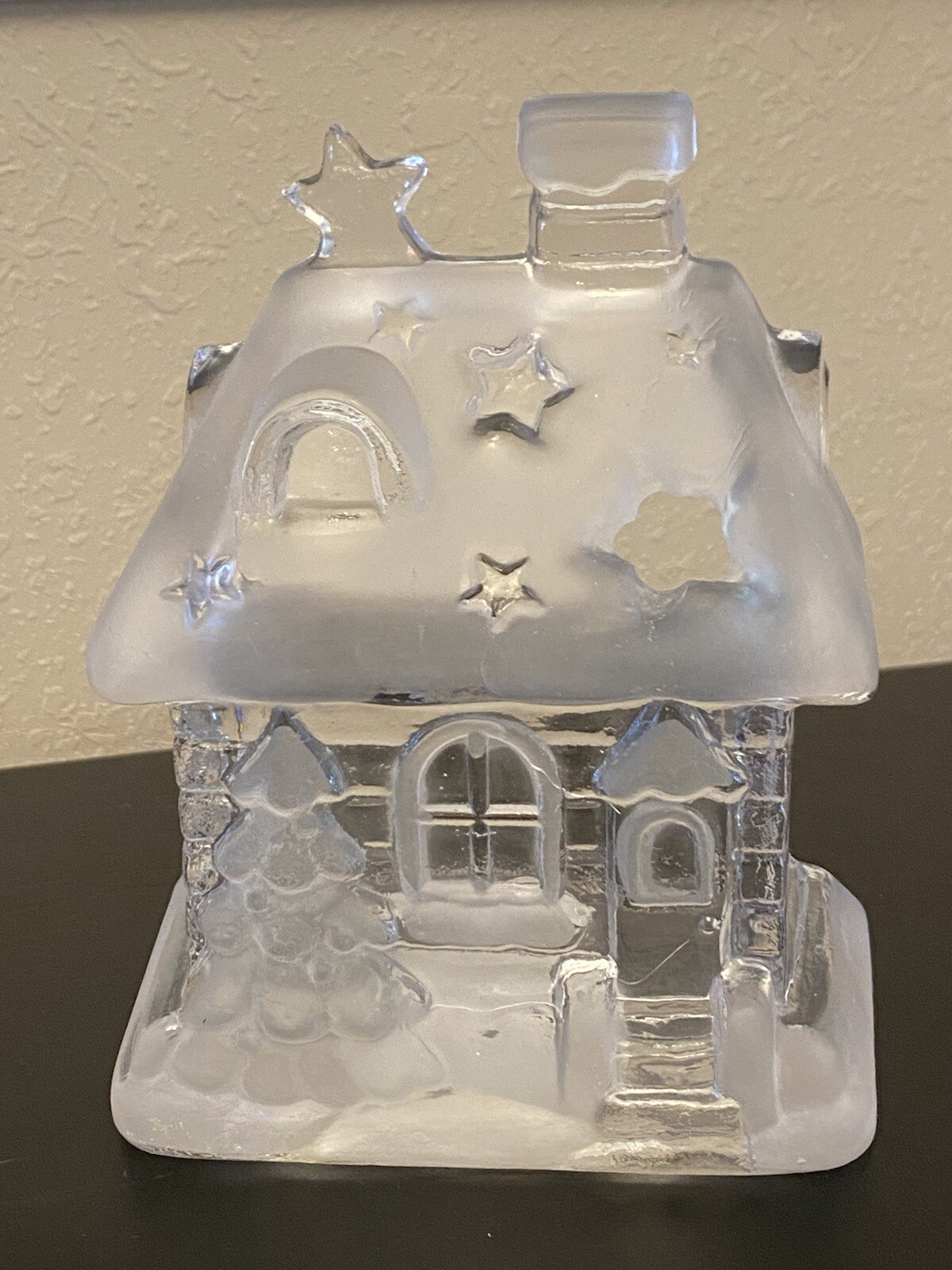 Mikasa Winters Cottage Frosted Crystal Glass tea candle Candleholder 6.25\