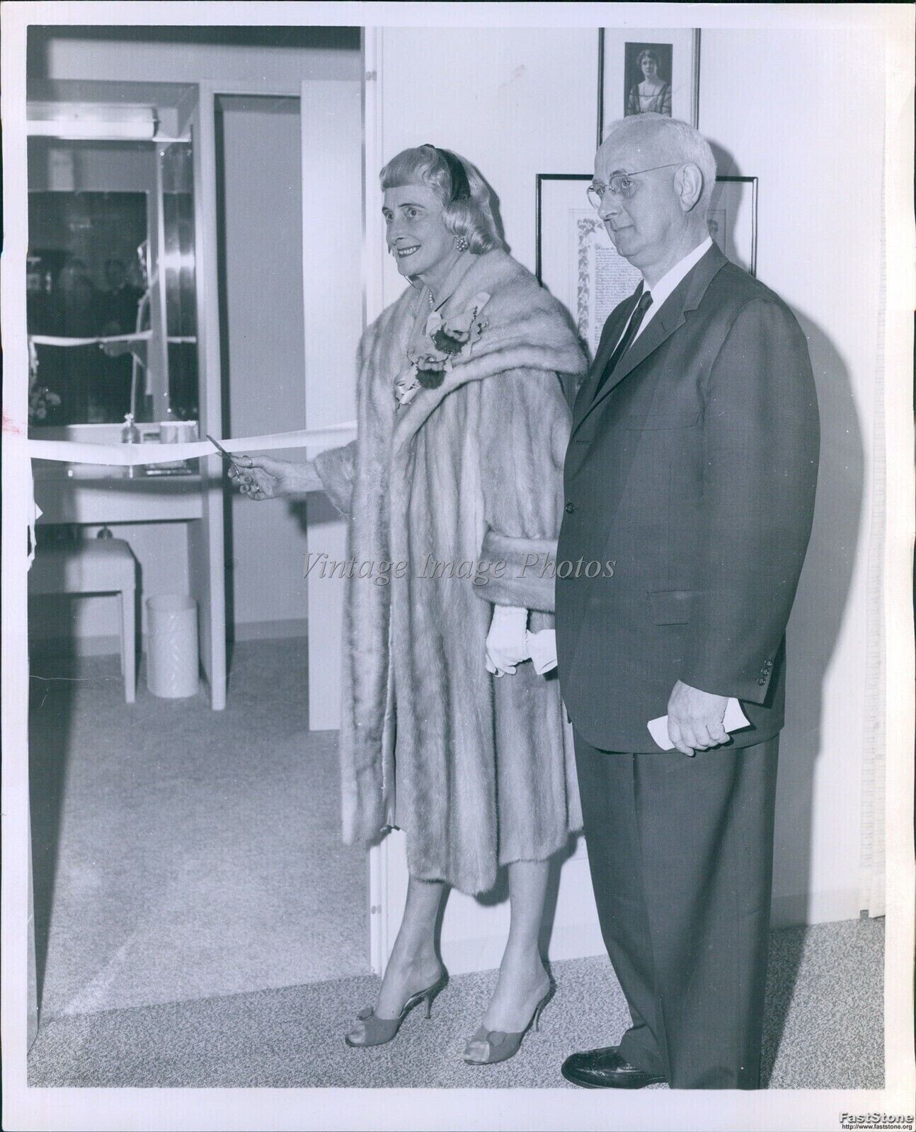 1962 Mrs Edward Norman Scott & Mark A Matthews Cut Ribbon Event Press Photo 8x10