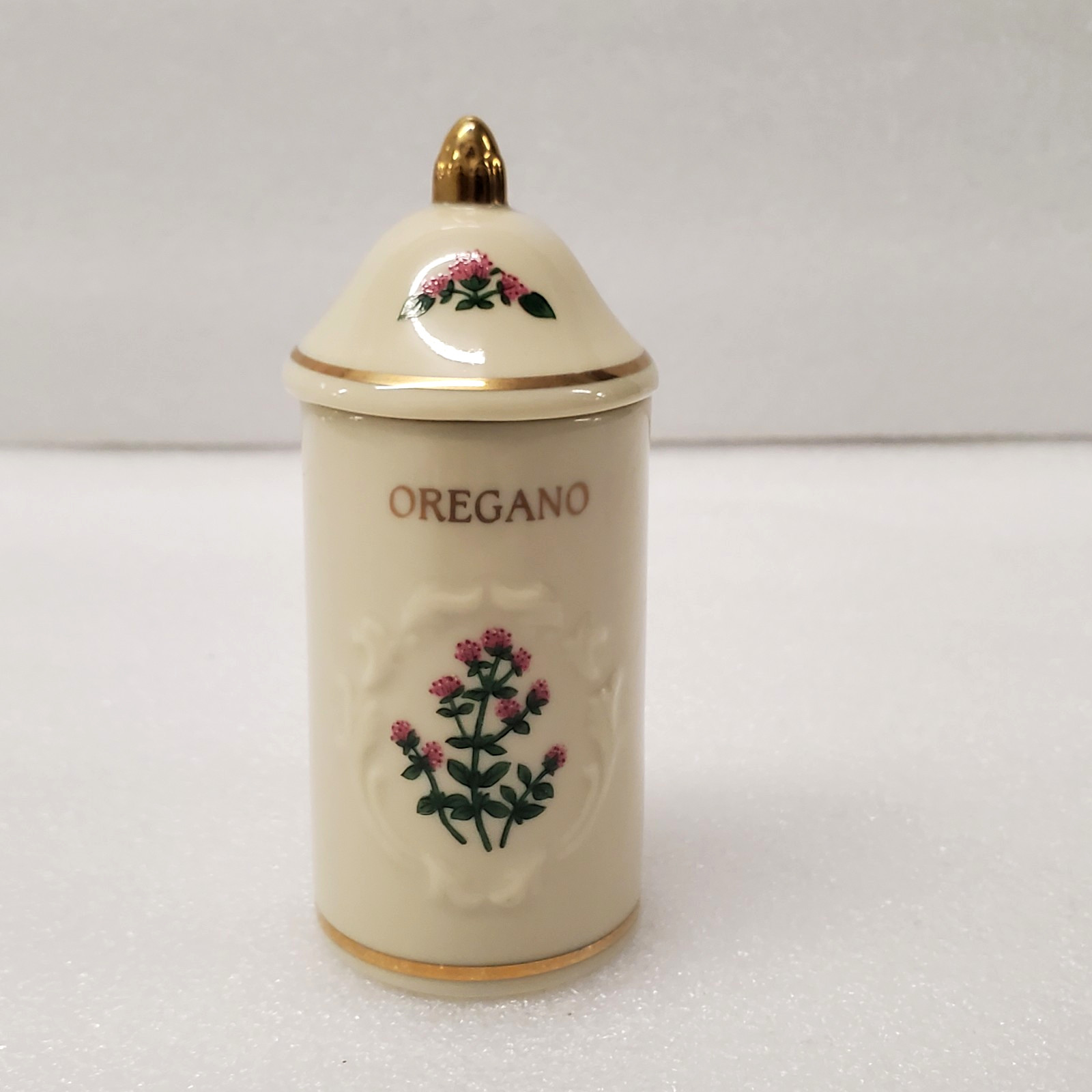 Vintage Lenox Spice Garden Oregano Jar 1992 Lidded Fine Porcelain Kitchen Decor Vintage Lenox Spice Garden Oregano Jar 1992 Lidded Fine Porcelain Kitchen Decor