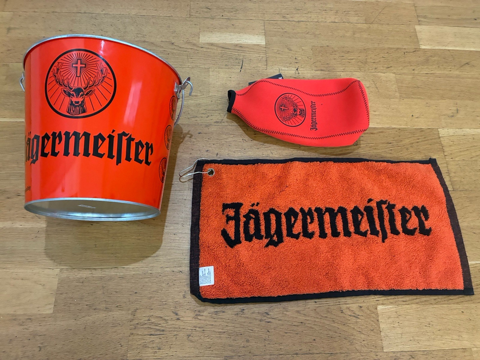 New Jagermeister 3 Piece Bar Set Orange Ice Bucket Cotton Towel Bottle Koozie New Jagermeister 3 Piece Bar Set Orange Ice Bucket Cotton Towel Bottle Koozie