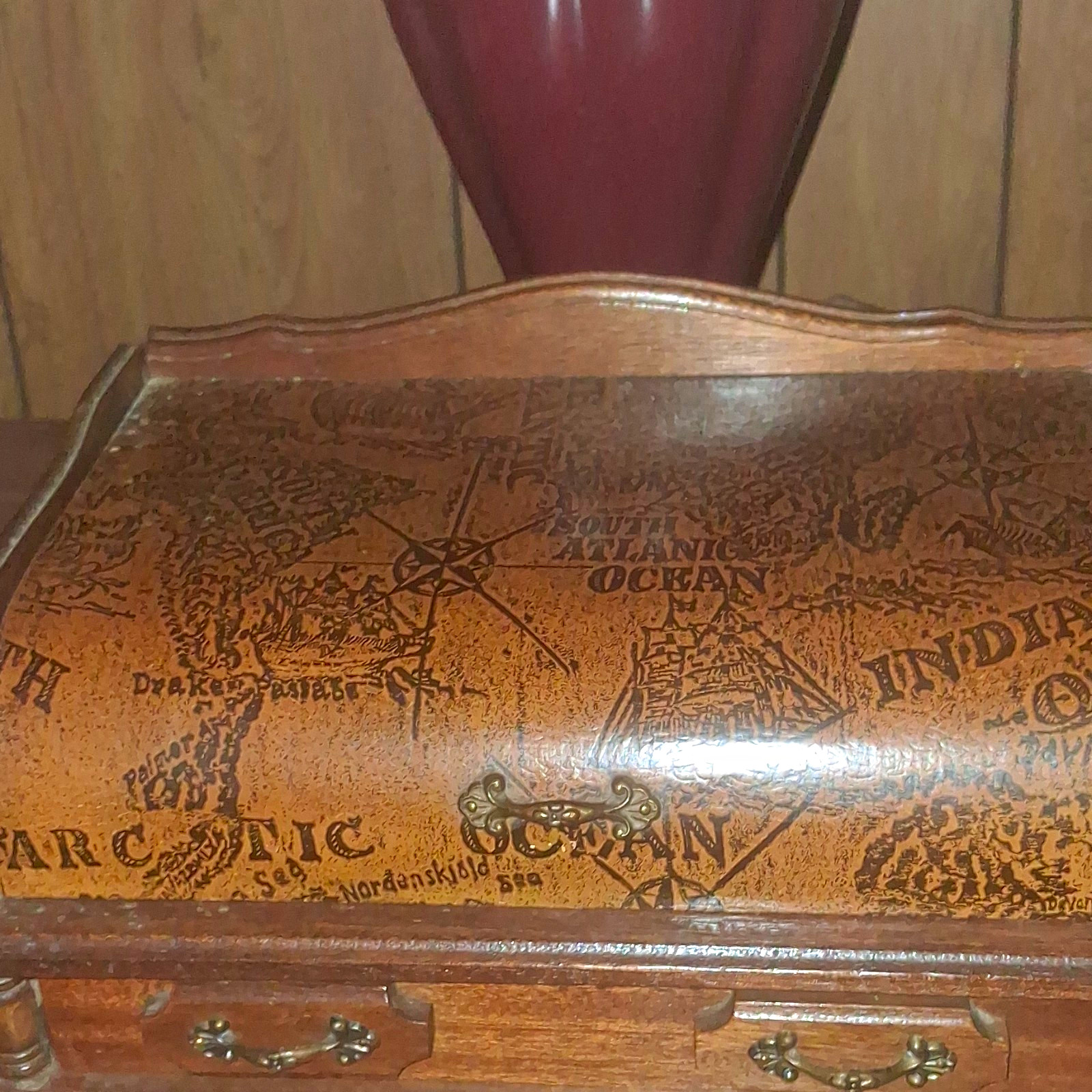 Vintage Mens Jewelry Box, World Map Lid, 2 Drawers, Brown/Brass