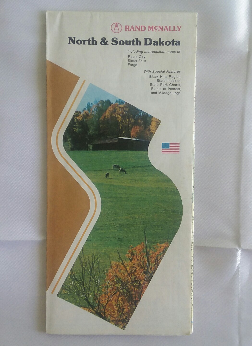 Rand McNally North & South Dakota Map