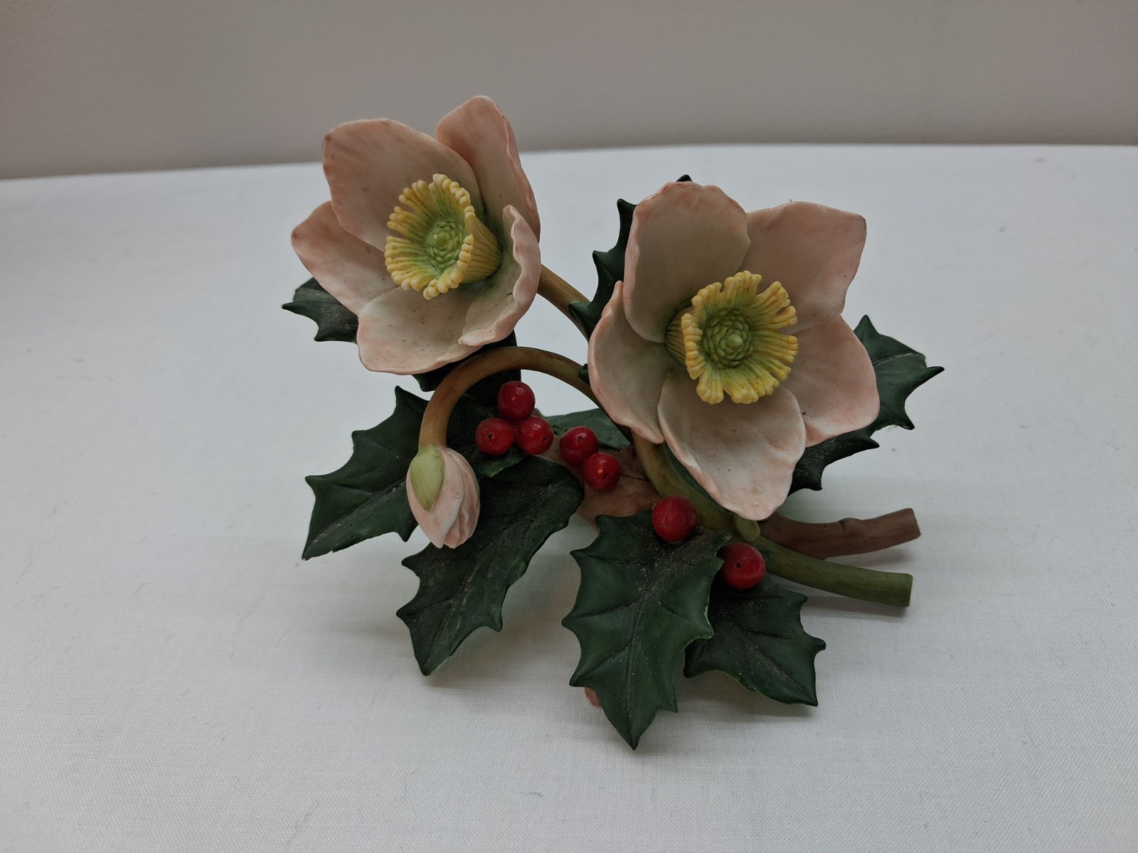 1989 Lenox Porcelain Christmas Rose and Holly Limited Edition 4 1989 Lenox Porcelain Christmas Rose and Holly Limited Edition 4
