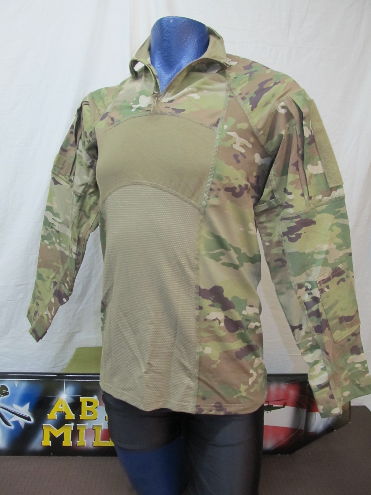 Army Combat Shirt Flame Resistant Multicam Zippered Size Medium Excellent