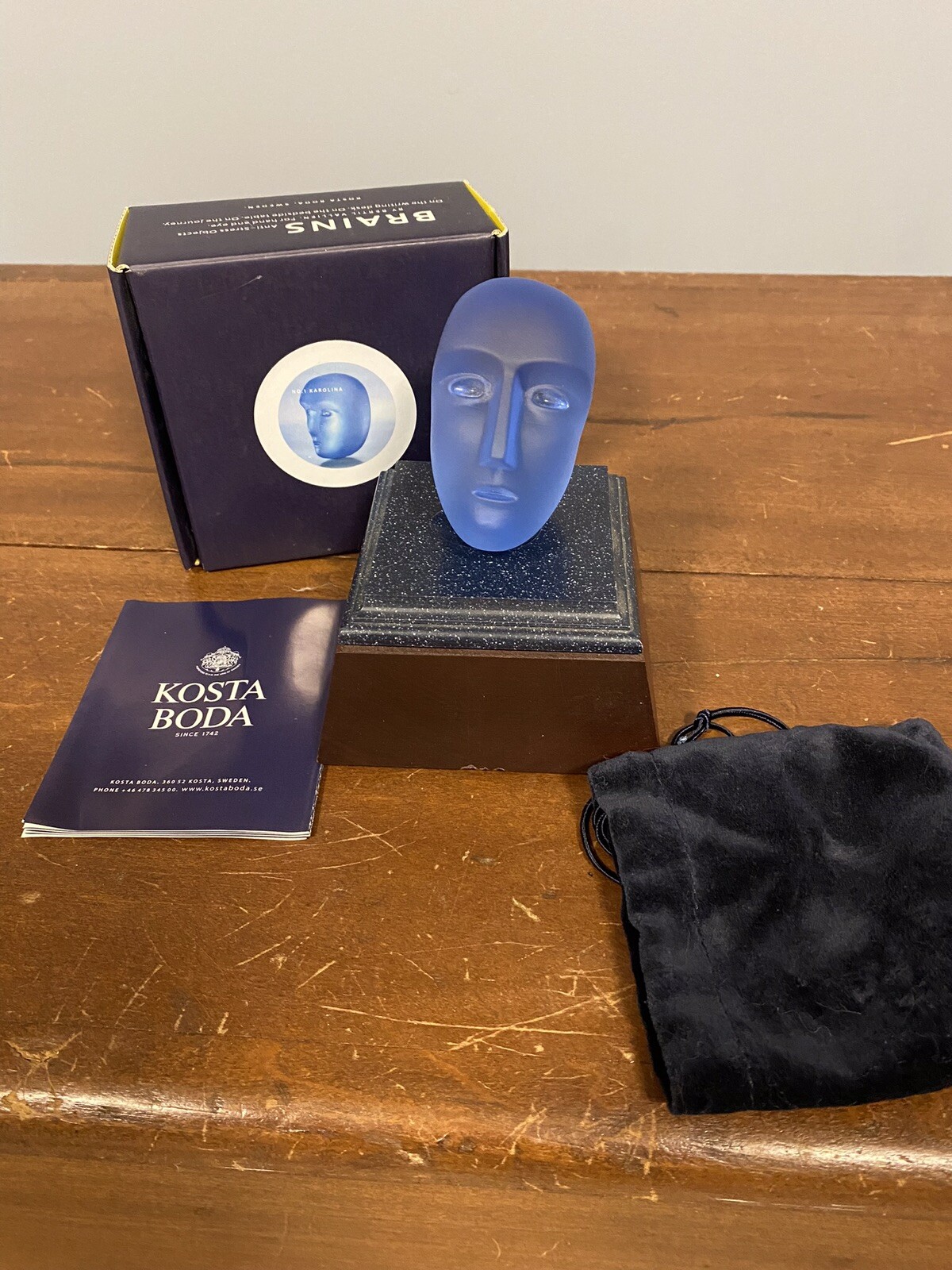 Kosta Boda Blue Head SEROQUEL $500 Million Net Sales MIB *RARE* Kosta Boda Blue Head SEROQUEL $500 Million Net Sales MIB *RARE*