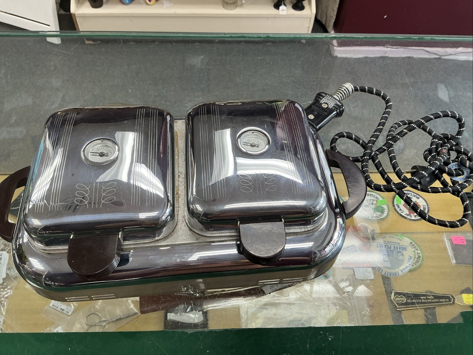 White Cross Twin Waffle Iron No. 666 White Cross Twin Waffle Iron No. 666