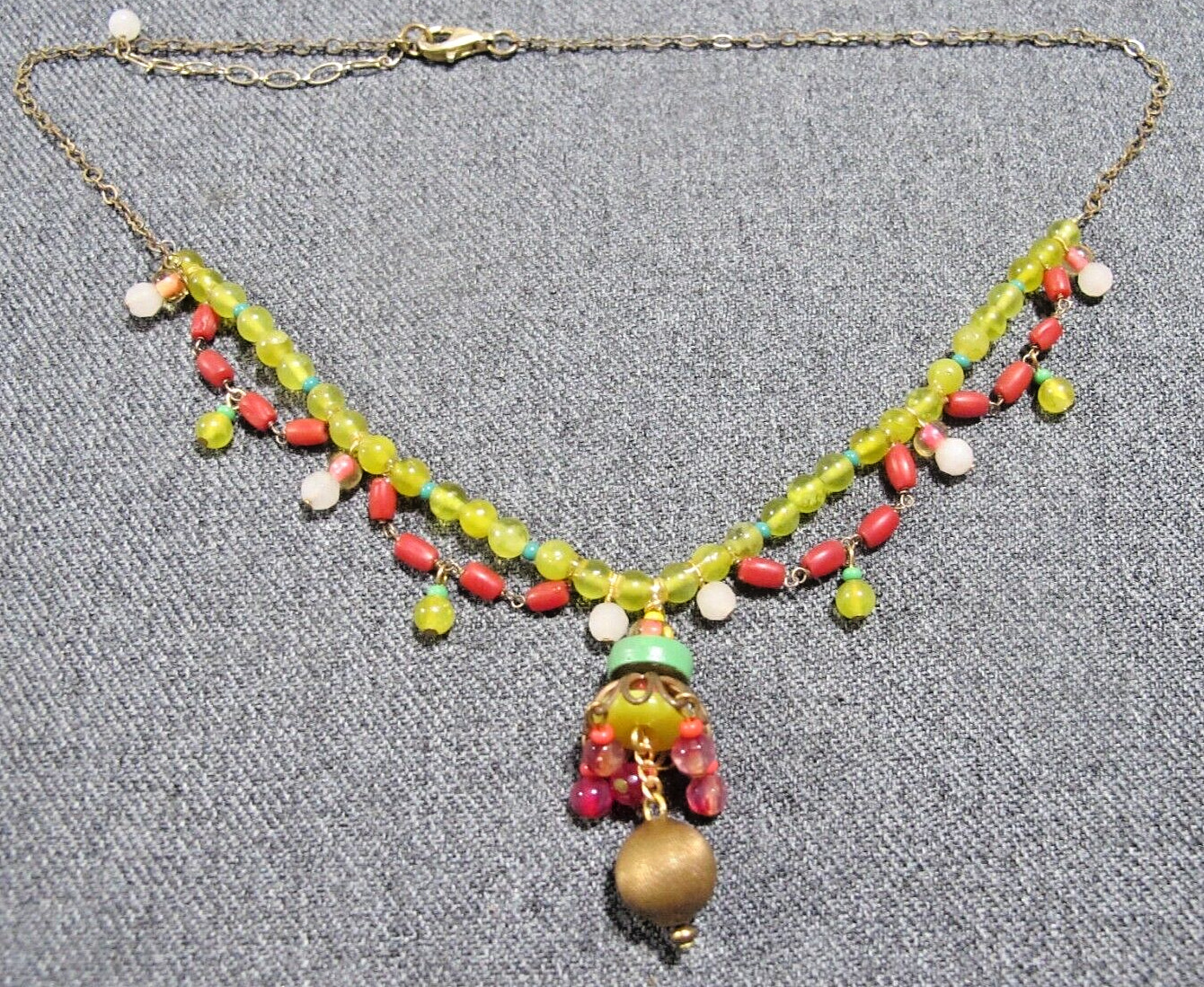 Vintage boho goldtone metal & glass bead dangles chain strap collar necklace