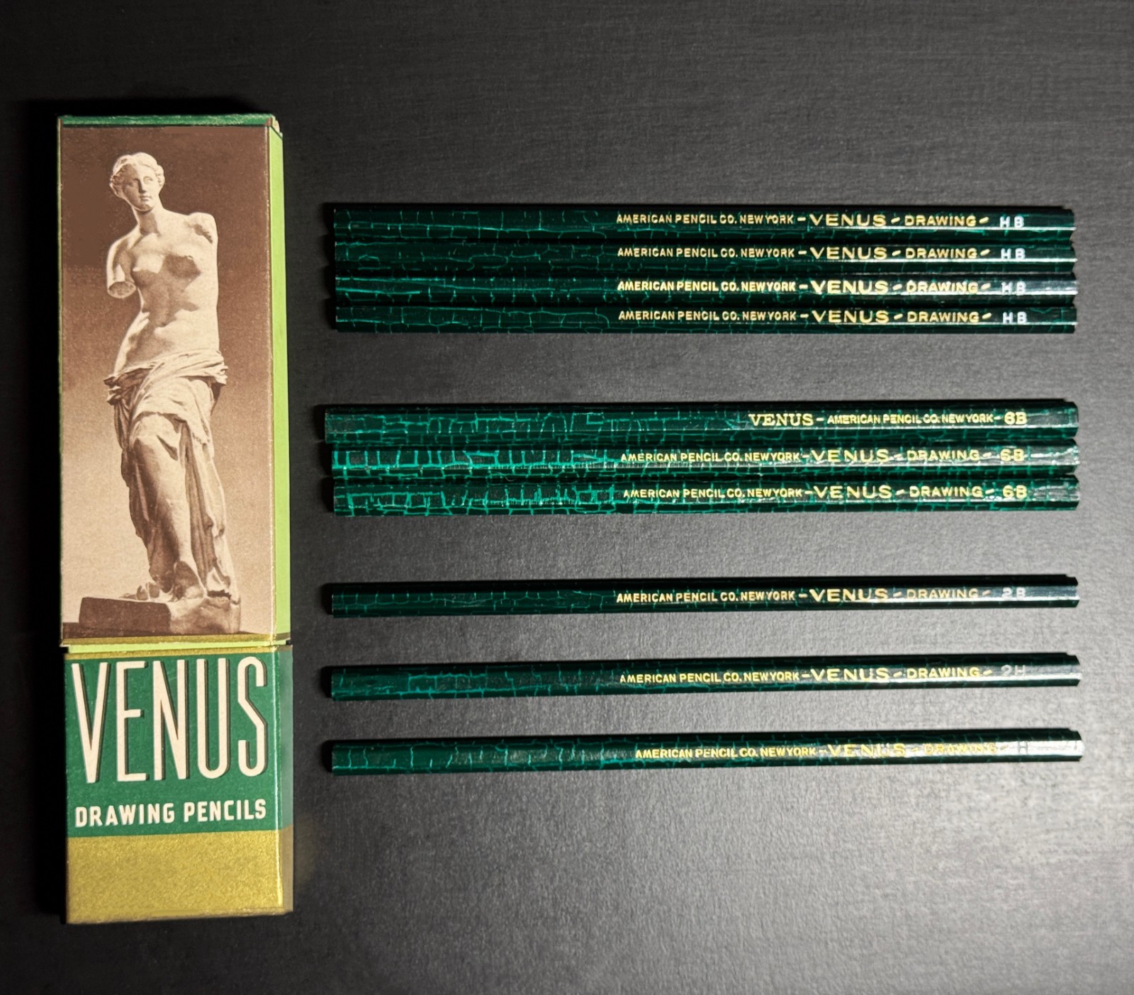 Vintage Venus Drawing Pencils 10 NOS Mixed Grades 2H, H, HB, 2B, 6B, Plus HB Box