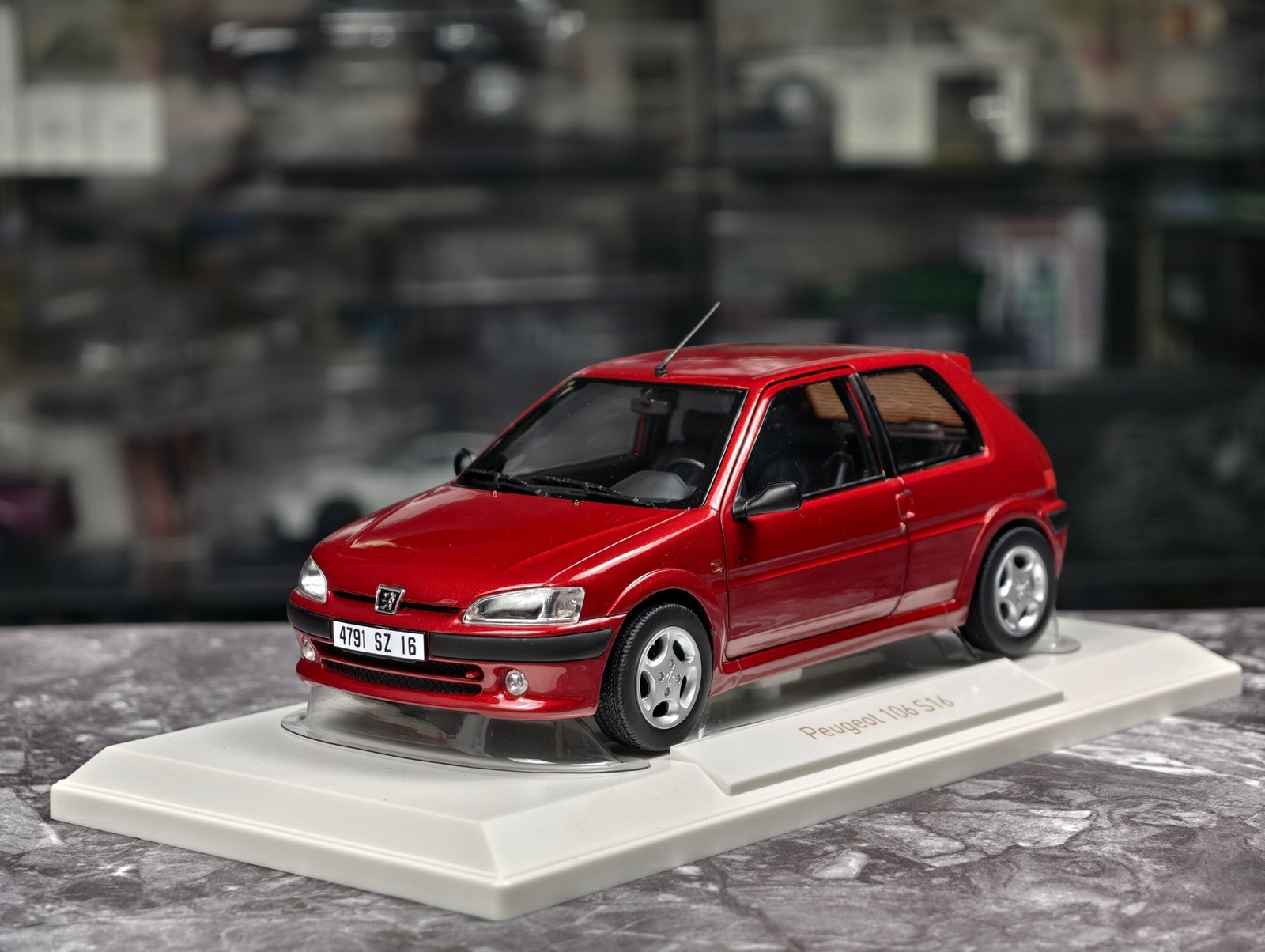 Norev 1:18 Peugeot 106 S16 1998 Red Alloy Diecast Car Model Collectible