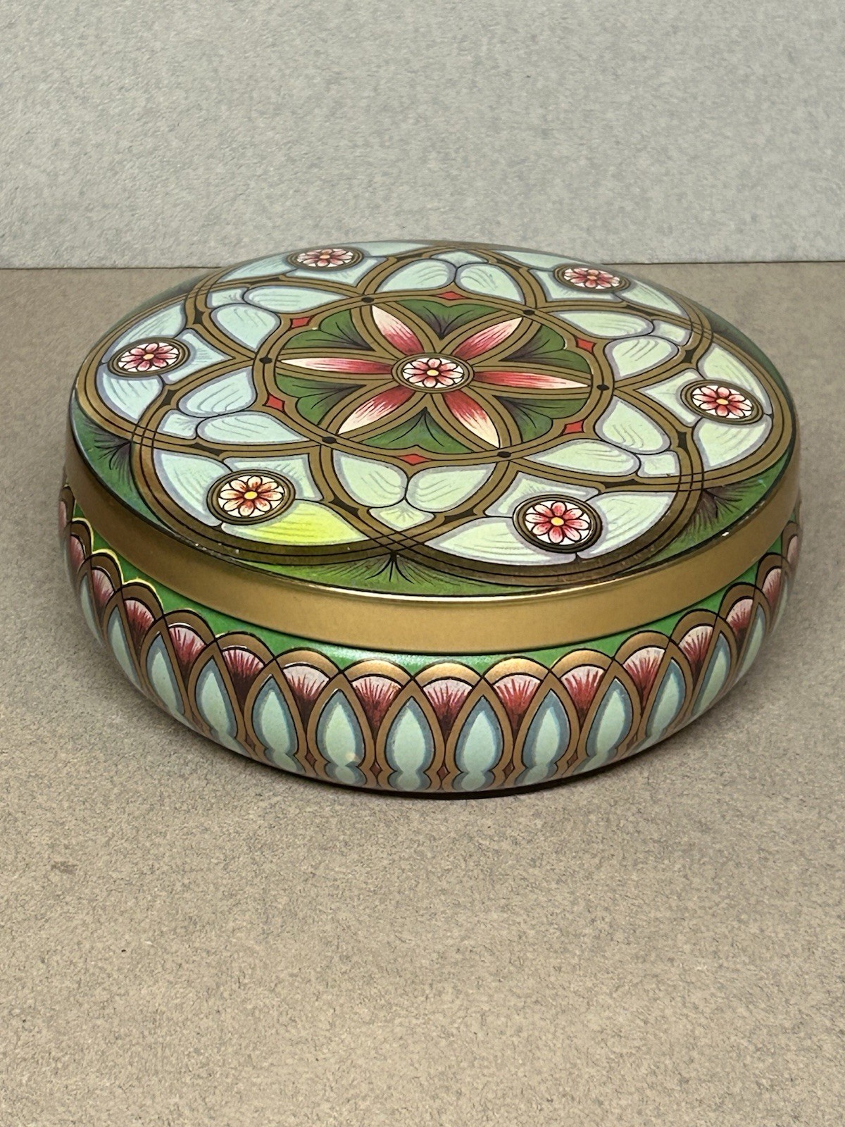 Vintage Meister Art Deco Mandala Floral Round Tin Trinket Box 5” Made in Brazil
