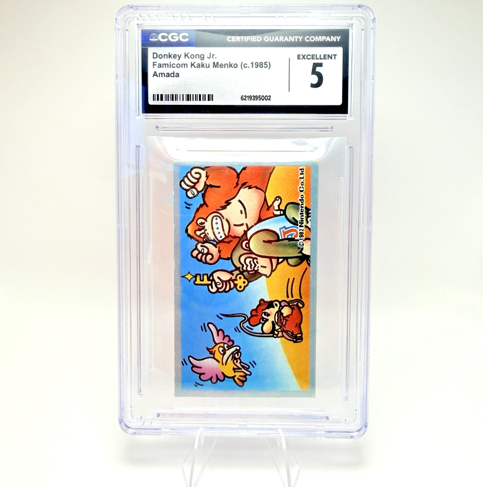 C. 1985 (1982) Amada Donkey Kong Jr. Mario Nintendo Japanese Menko Card CGC 5