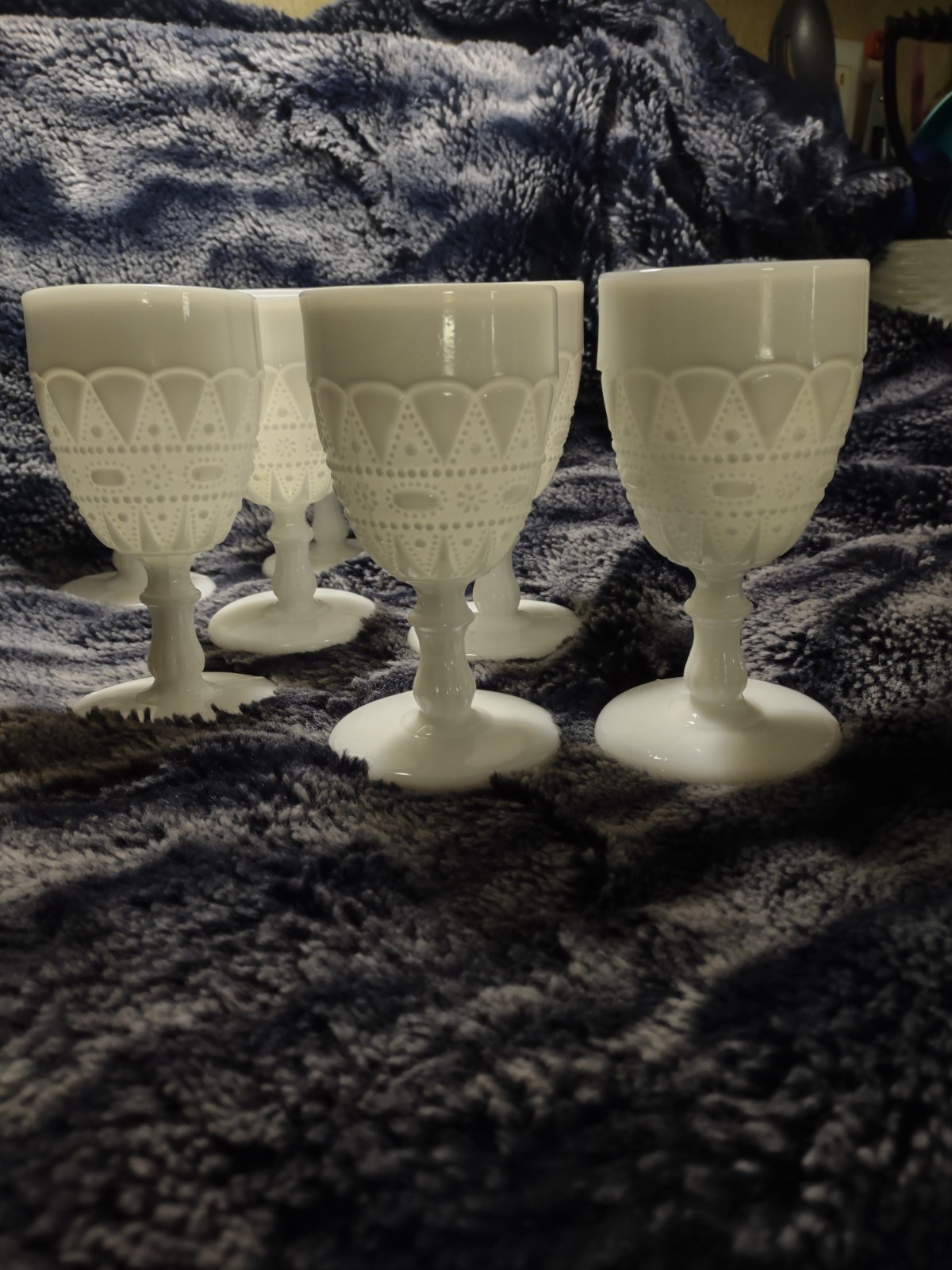 Kemple Vintage Lace and Dewdrop Milkglass Water Goblets Set Of 7