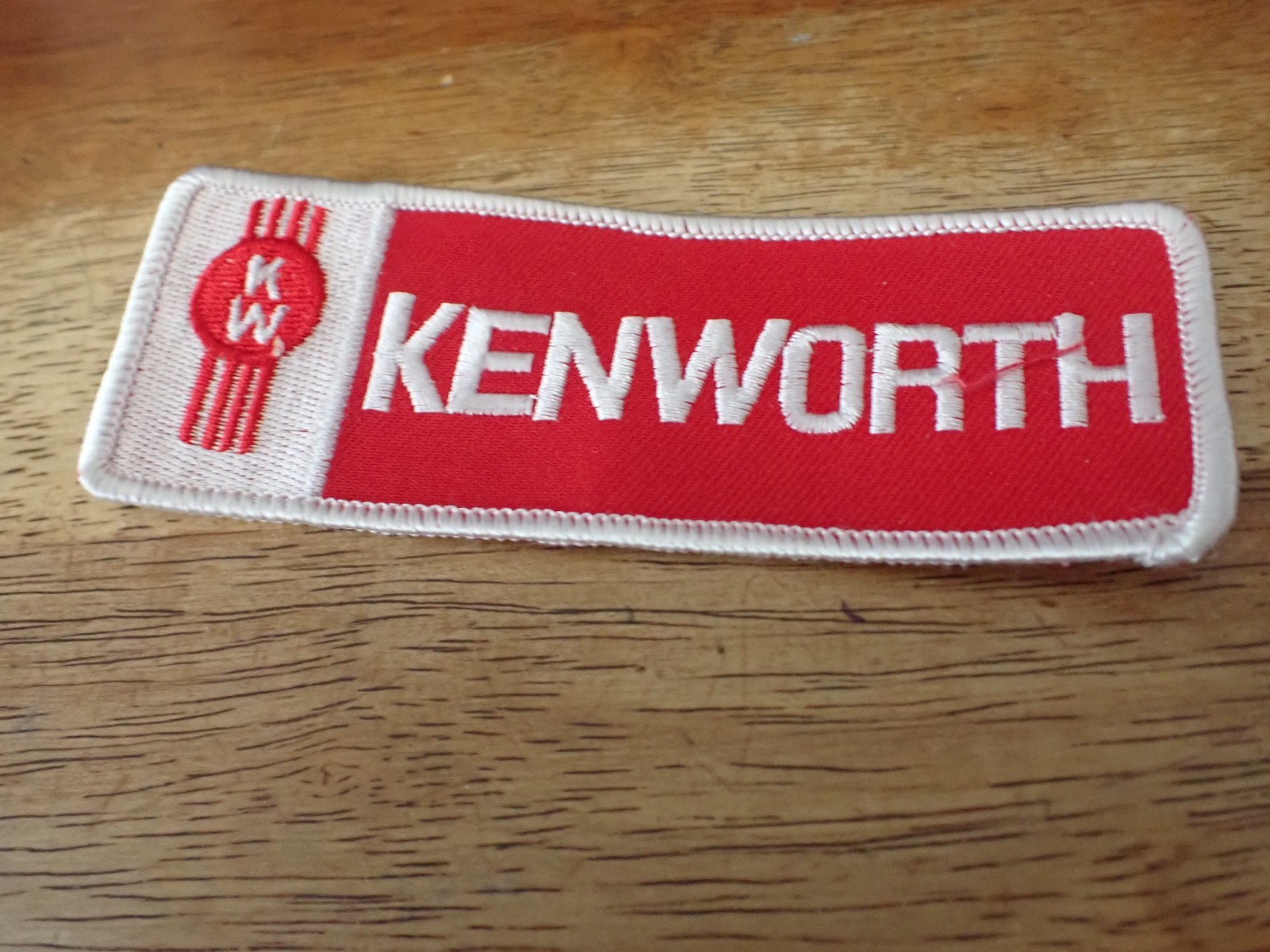 KENWORTH  TRUCKS TRUCKING AUTOMOBLE PETERBILT TAKER TRUCK  PATCH   BX  E #1A