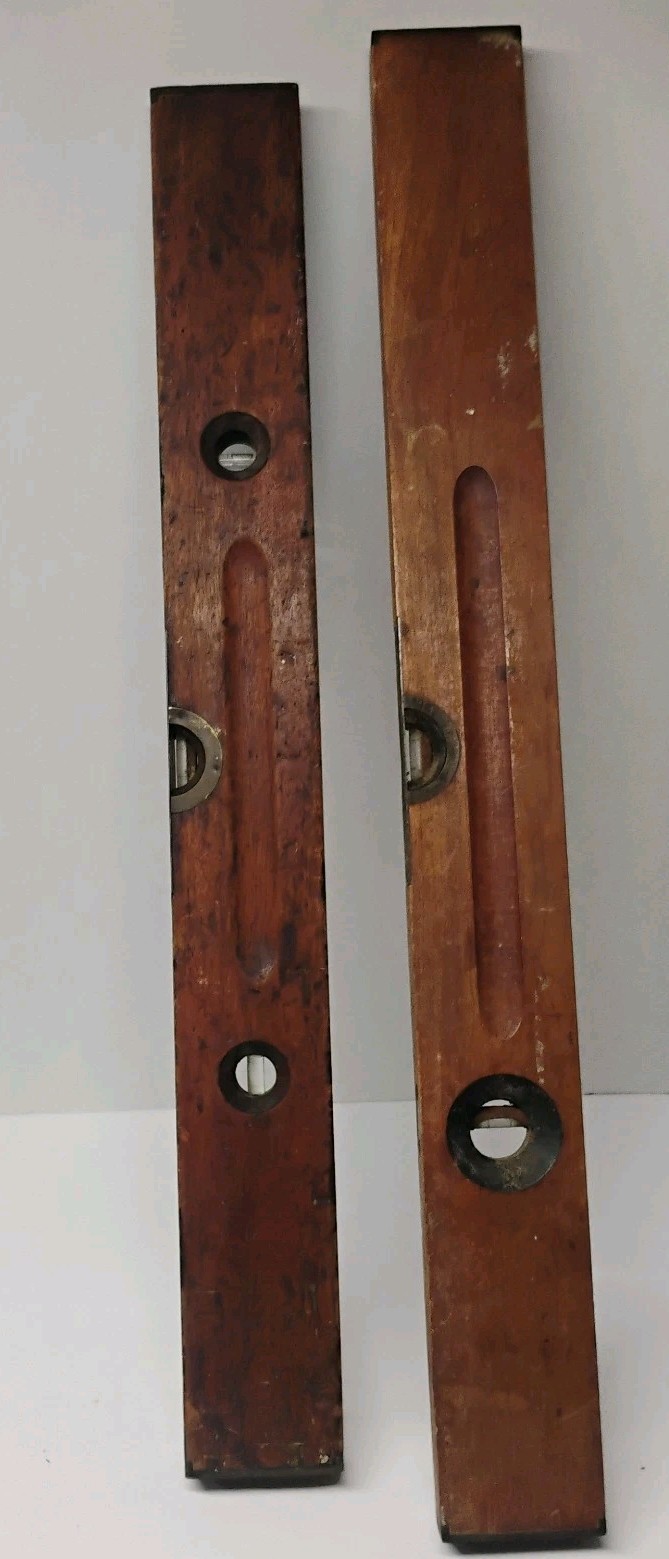 2 Antique Stanley Wood & Brass Levels - NO. 5 Sweetheart 30\