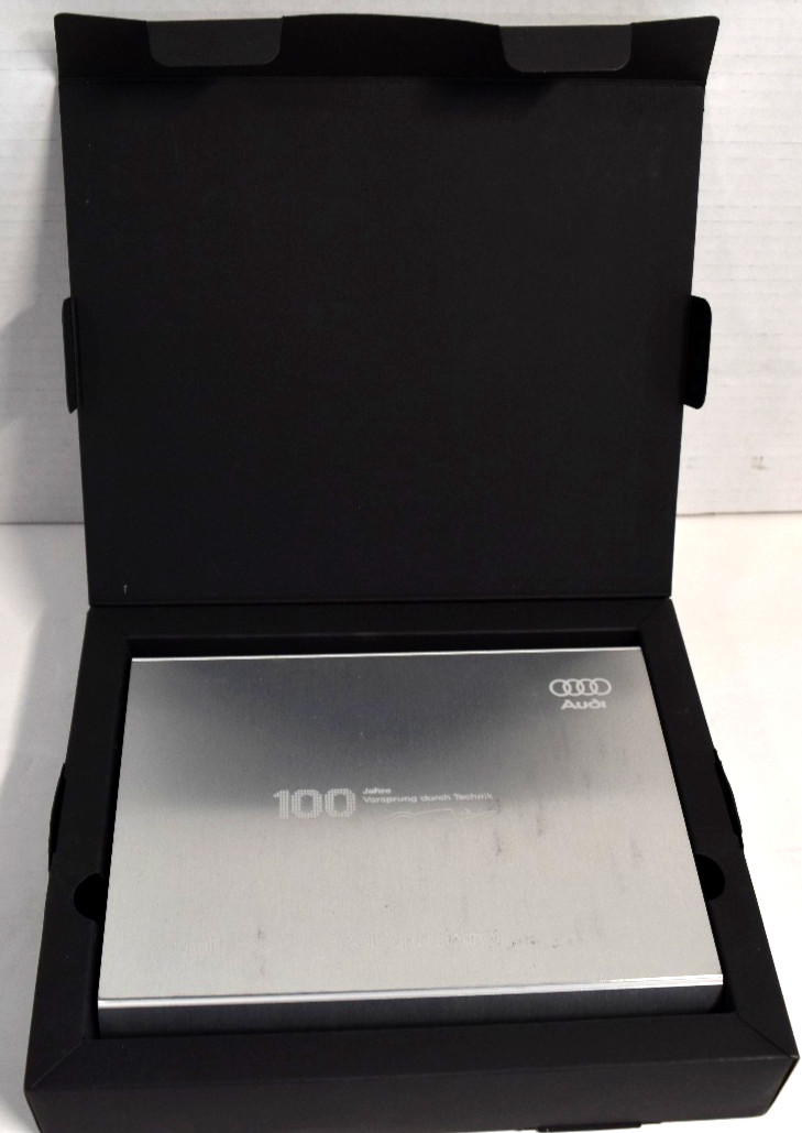 AUDI R8 5.3 FSI Quattro Dealer Gift Pack W/1/64 Model Car & Thumb Drive/Aluminum AUDI R8 5.3 FSI Quattro Dealer Gift Pack W/1/64 Model Car & Thumb Drive/Aluminum