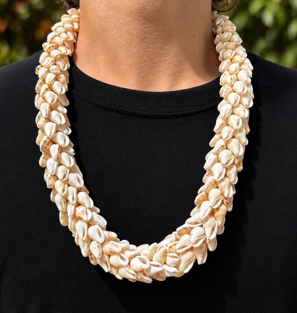 HAWAIIAN 100% NIIHAU 29-3/4 INCH ALILEA LEI HAWAIIAN 100% NIIHAU 29-3/4 INCH ALILEA LEI