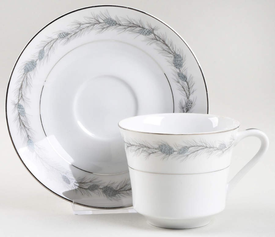 Style House Duchess Cup & Saucer 694391