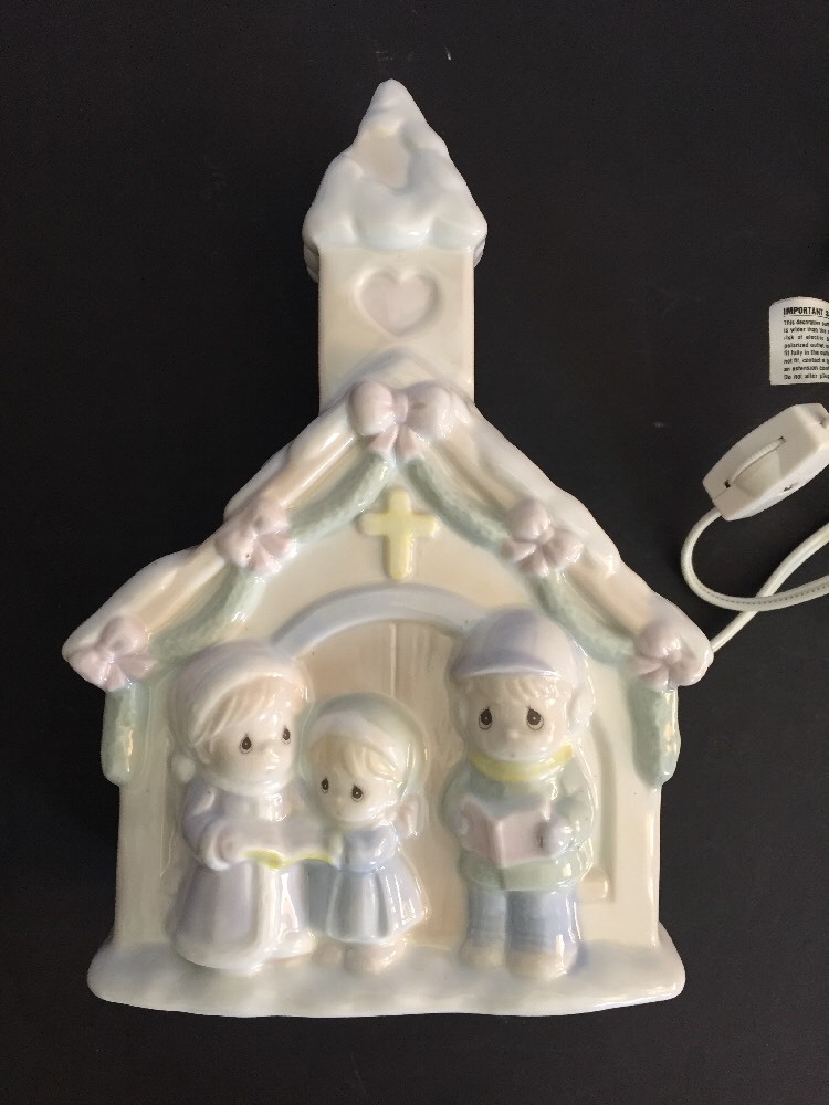 Enesco 1993 Precious Moments Porcelain Holiday Night Light Chapel Xmas Carolers Enesco 1993 Precious Moments Porcelain Holiday Night Light Chapel Xmas Carolers