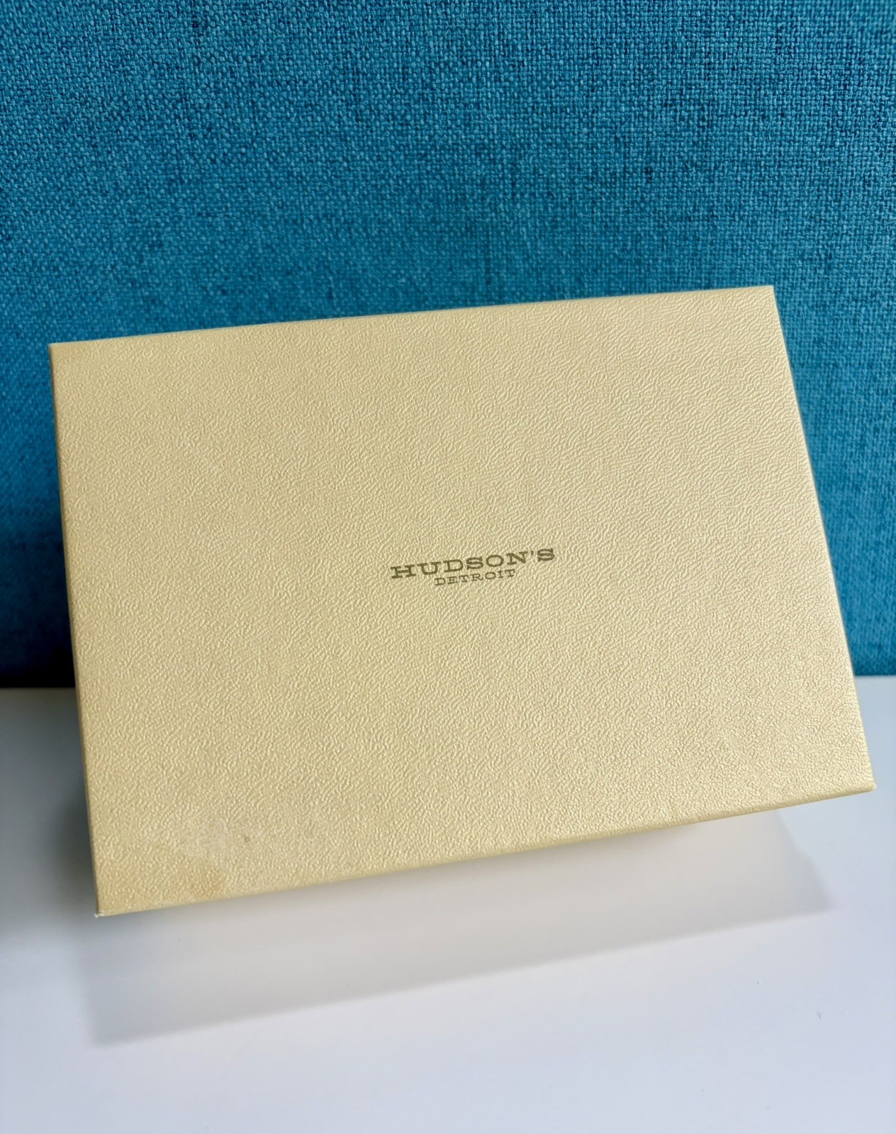 VTG Hudson’s Dept Store Detroit Cardboard Gift Box - Rare Jewelry Size 5.5” x 4”