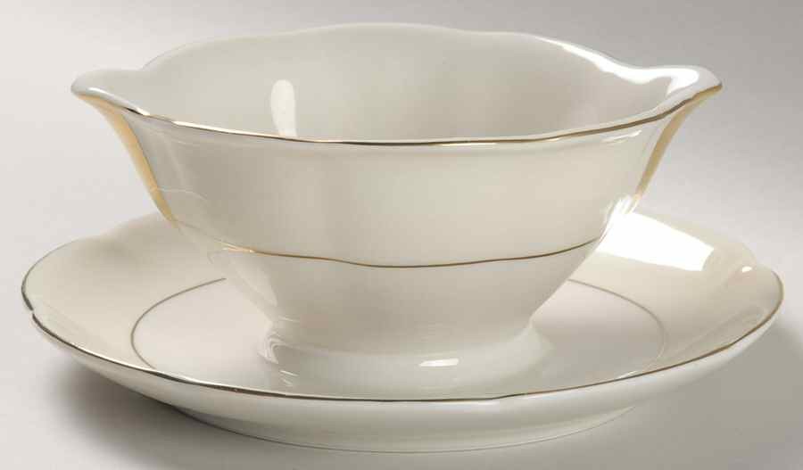 Haviland Leeds White and Cream Gravy Boat & Underplate 192462