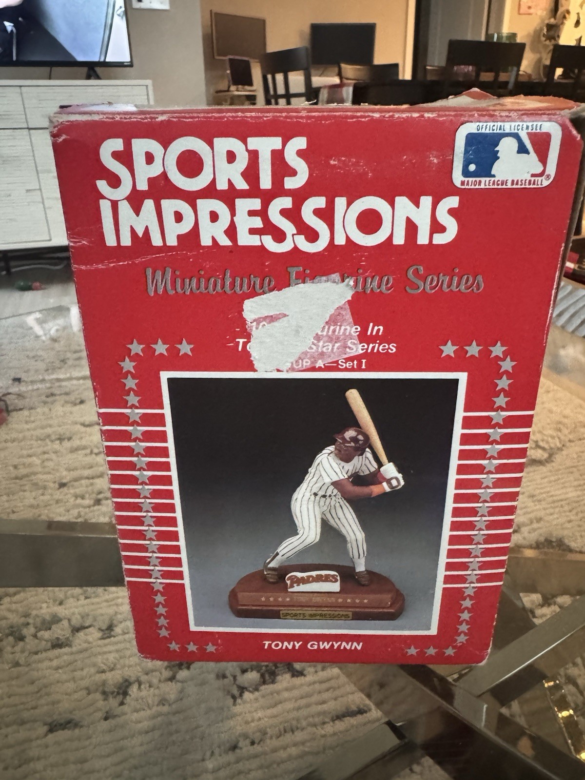 1990 Sports Impressions Tony Gwynn Collectible Figurine 1990 Sports Impressions Tony Gwynn Collectible Figurine