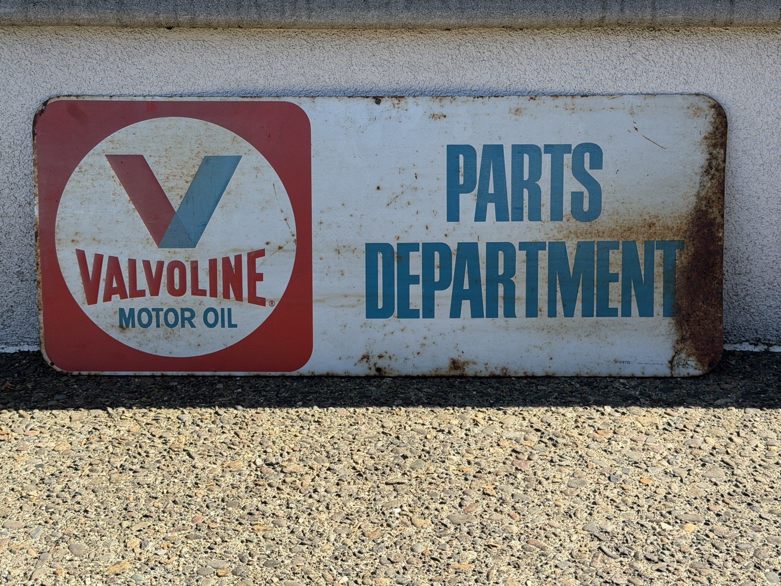 Vintage VALVOLINE MOTOR OIL PARTS DEPARTMENT Metal Sign 35.5” X 14.5” 1973