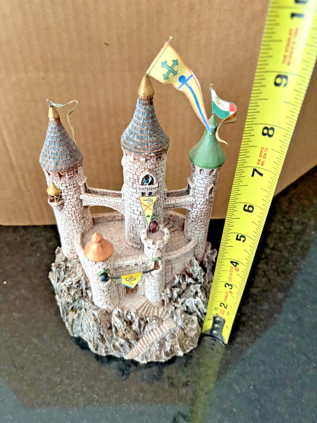  Vintage 1994 John Hopkins Medieval Castle Figurine 9\