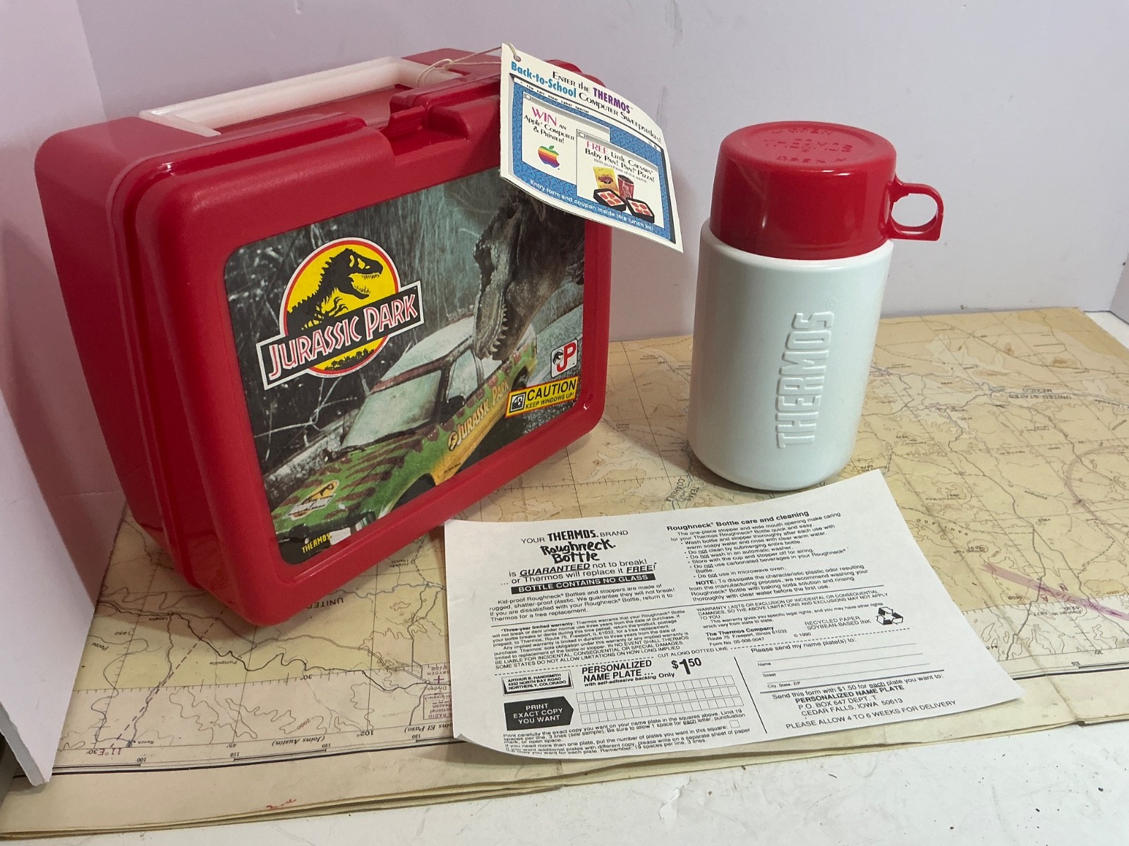 Vintage JURASSIC PARK 1992 Plastic Lunchbox THERMOS New w/tags & inserts