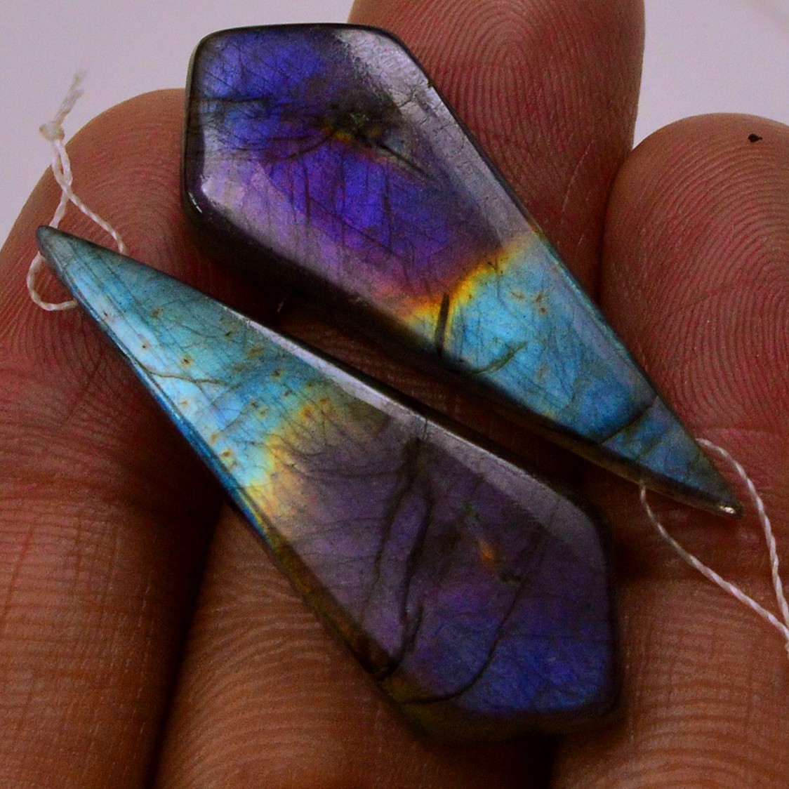 33Cts Natural Labradorite Gemstone Cabochon Side Drill Earrings 30x11mm #P3043 33Cts Natural Labradorite Gemstone Cabochon Side Drill Earrings 30x11mm #P3043