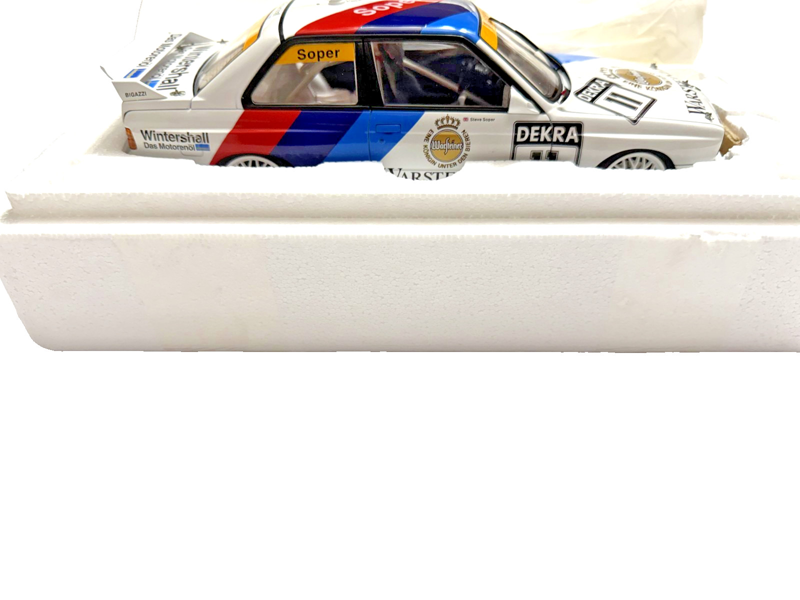 1/18 AutoArt BMW M3 DTM 1991 11 Millennium #89146 die cast Collectible NEW