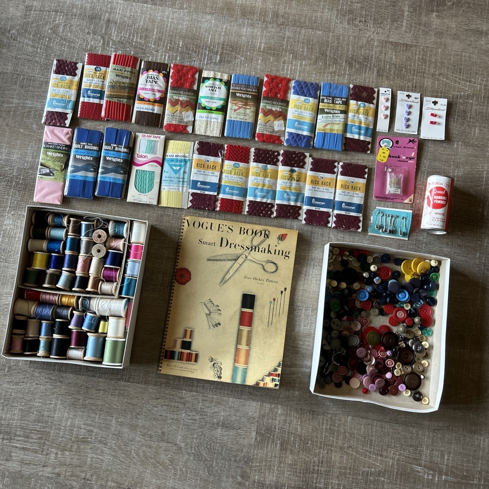 Huge Vintage Sewing Notions Lot Buttons Thread Piping Trim Vogue Dressmaker Book Huge Vintage Sewing Notions Lot Buttons Thread Piping Trim Vogue Dressmaker Book