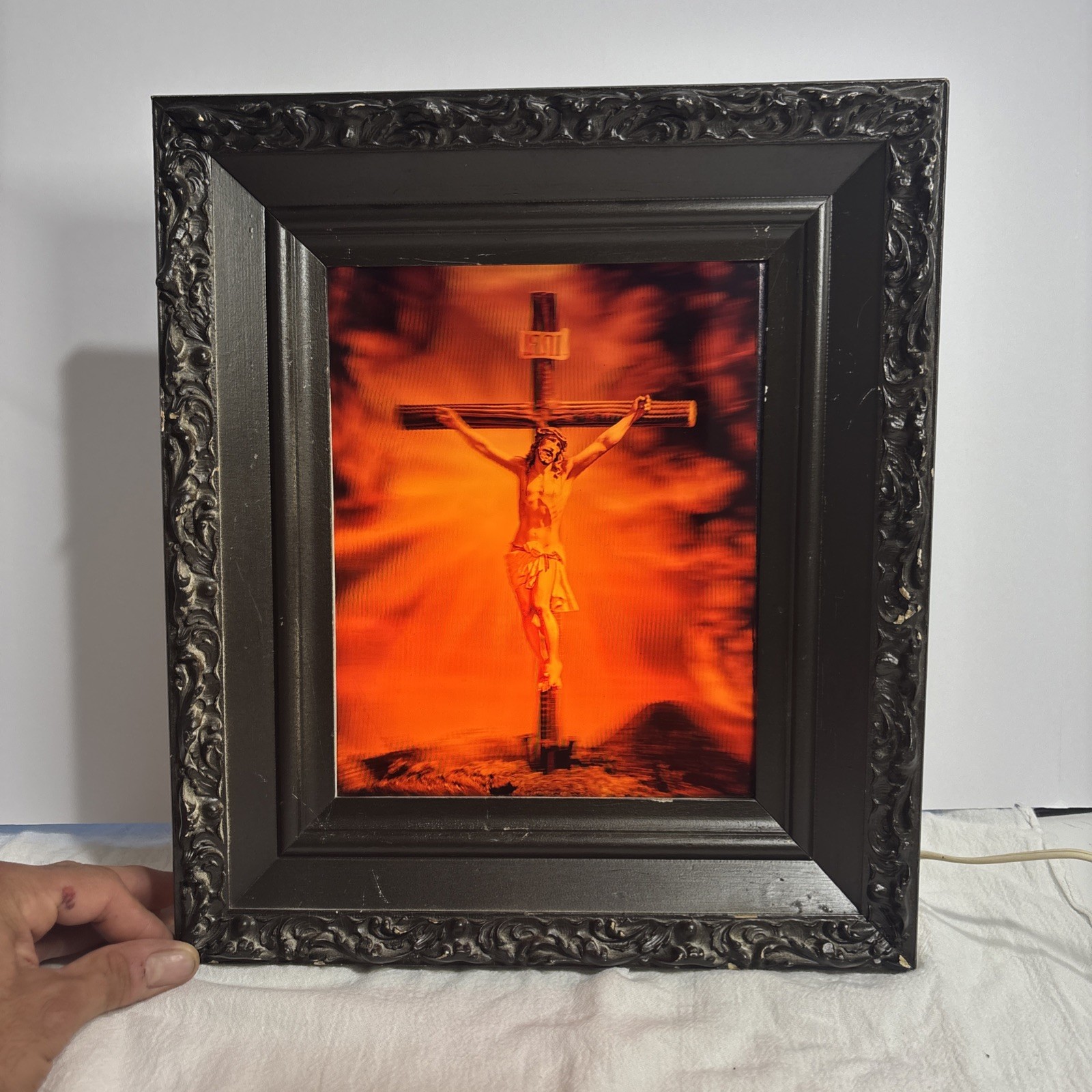 Vintage Jesus 3D Table Shelf Sculpture Night Light picture frame crucifix cross
