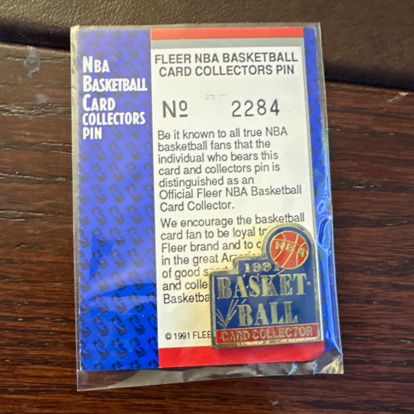 Fleer 1991 NBA Basketball Card Collectors Pinback Pin No. 2284