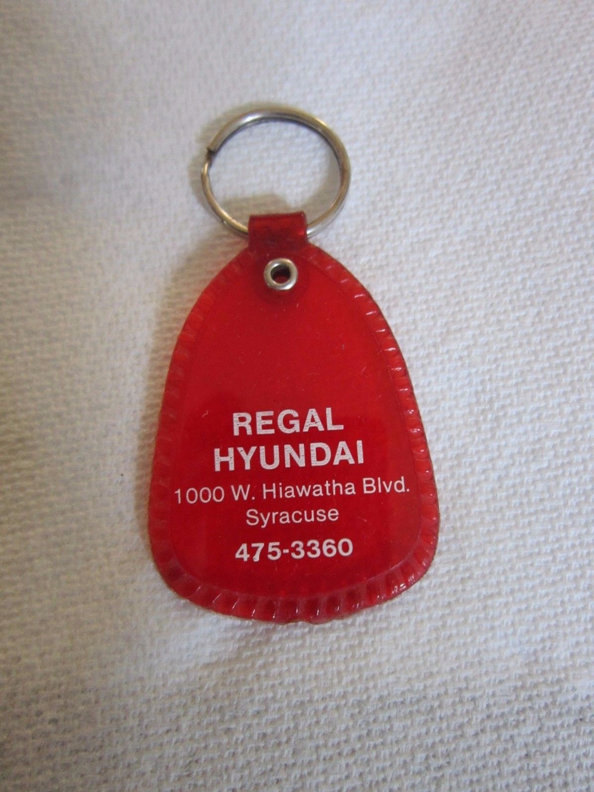 Syracuse NY Key Ring Regal Hyundai Keychain Vtg  RED Car Dealer 