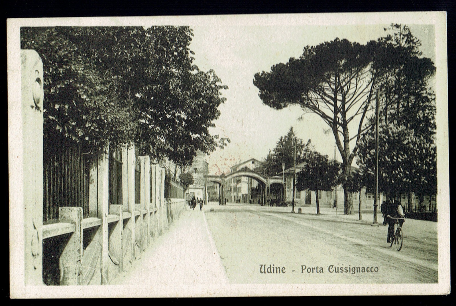 UDINE. CUSSIGNACCO HOLDER. Vg. c/fr. 1930.