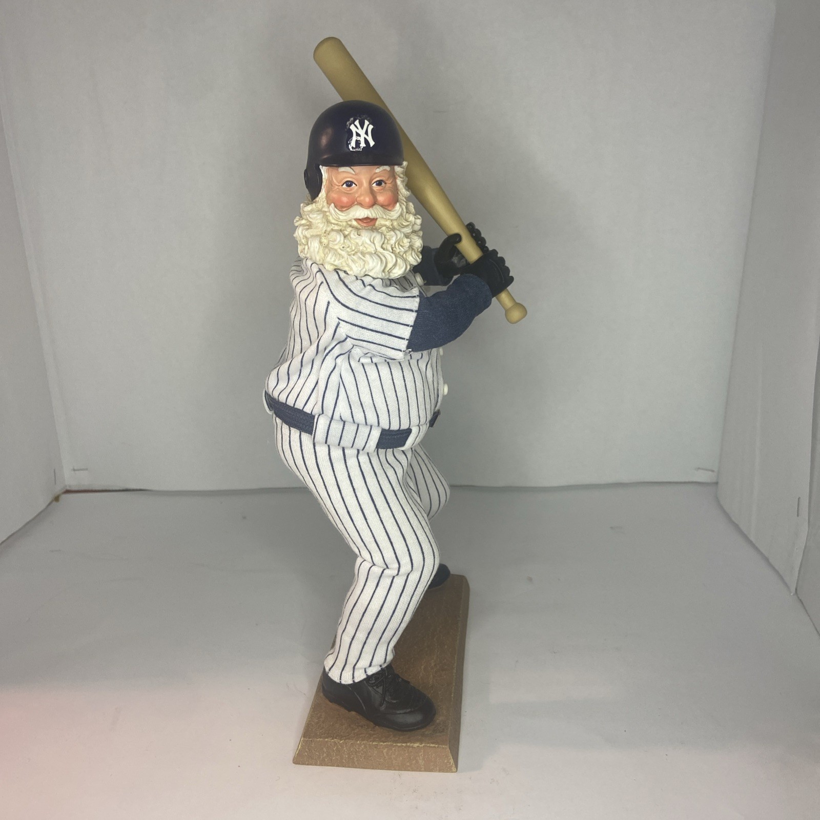 Rare Vintage Possible Dreams Clothtique Santa Claus Yankees player. 