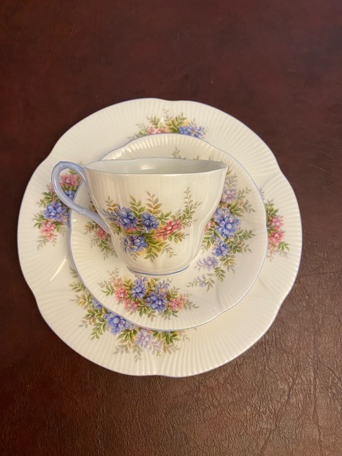 3 PC Royal Albert Blossom Time Series Wisteria Trio Teacup Saucer Plate Set
