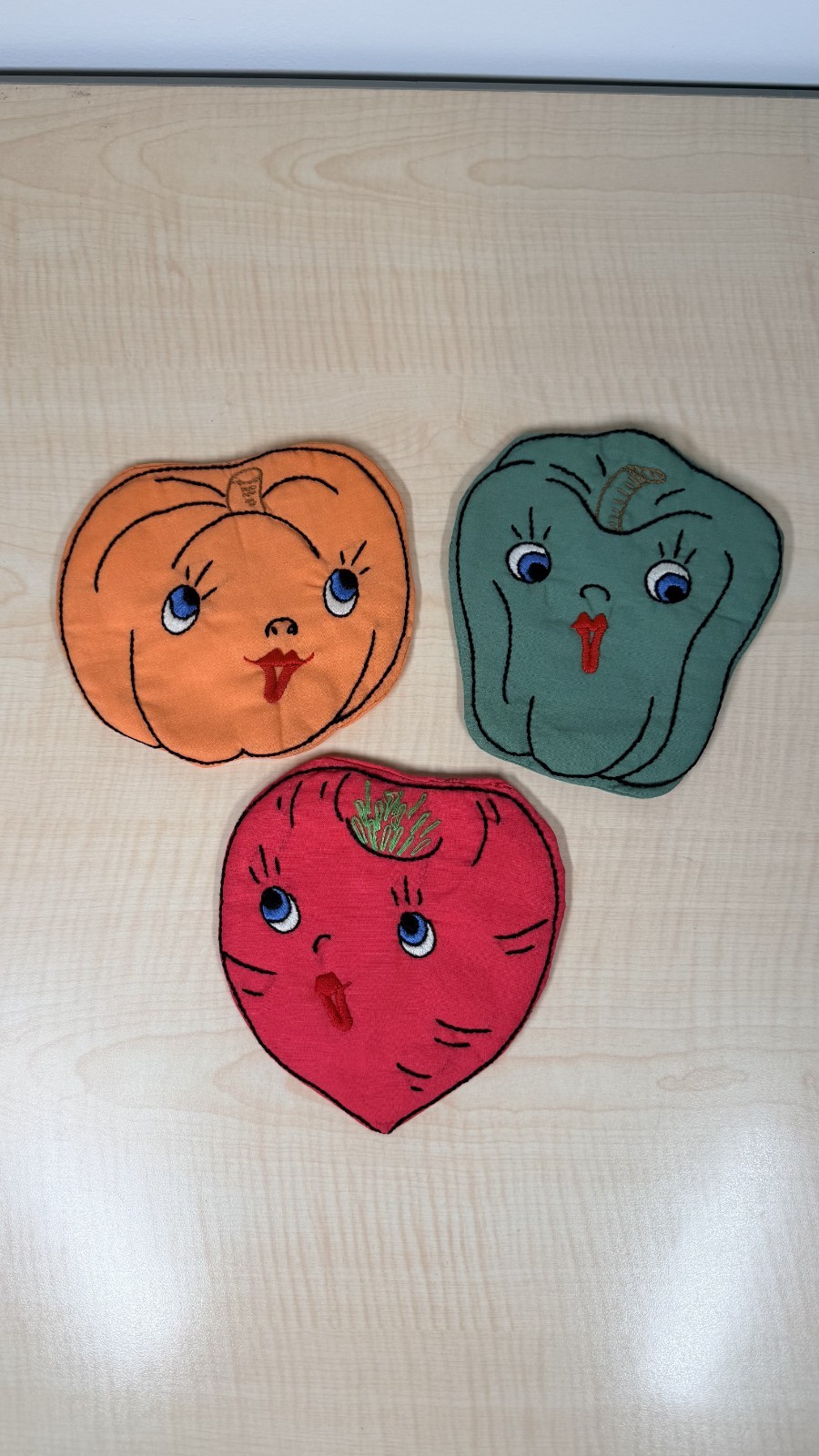 Vintage Hand Embroidered Pot Holders Set 3 Anthropomorphic Vegetables Kitsch Cut