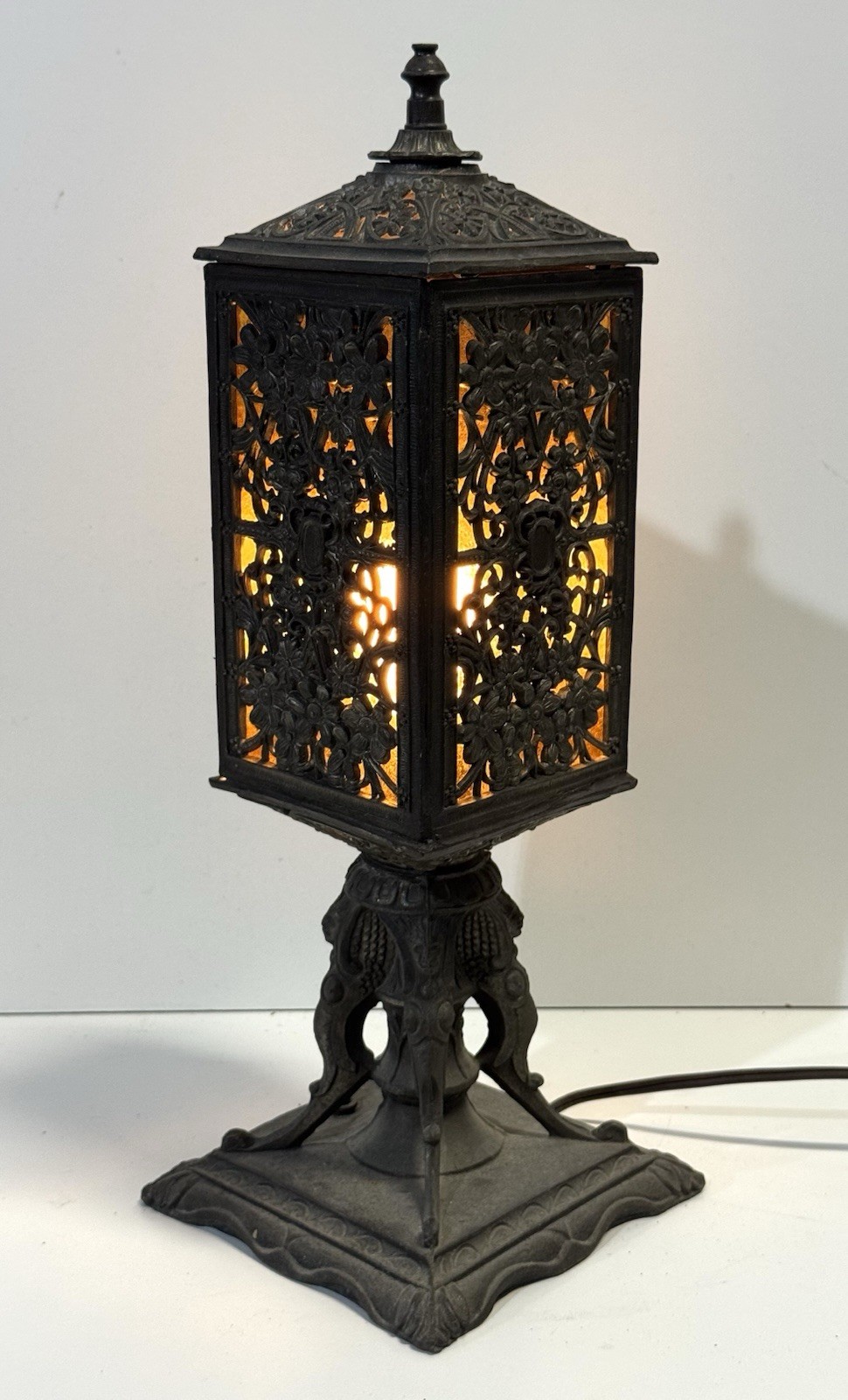 Vintage Metal And Glass Art Deco Table Lamp #2