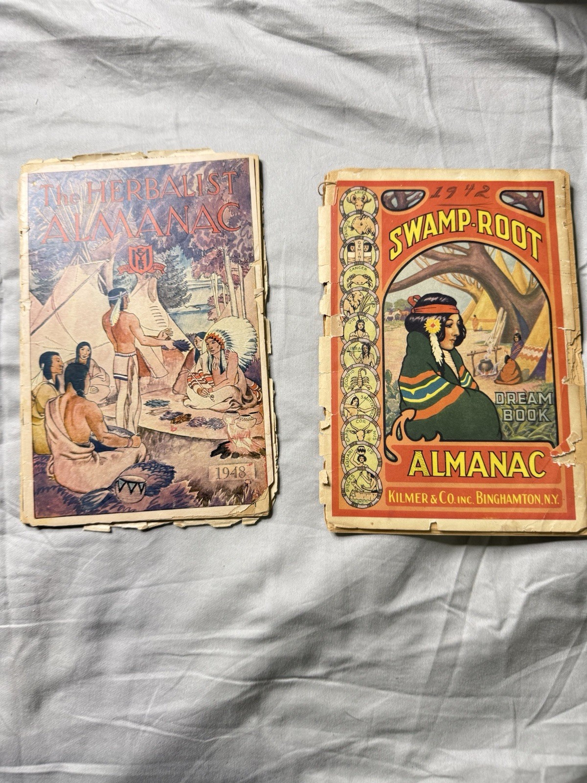 Vintage 1942 & 1948 Swamp Root Herbalist Almanac Booklet Lot of 2 Ephemera