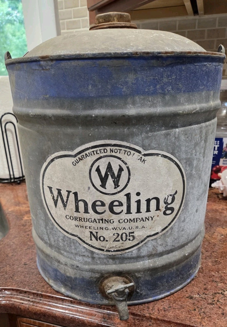 VINTAGE WHEELING CORRUGATING COMPANY Galvinized Water Dispenser VINTAGE WHEELING CORRUGATING COMPANY Galvinized Water Dispenser