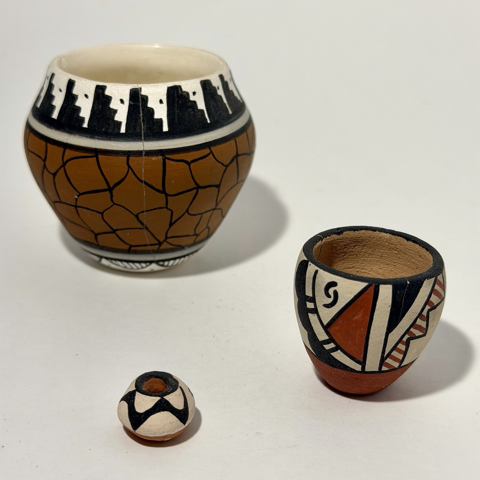 VTG Miniature Hand Painted Pottery Lot 3 Signed E Yazzie Hilda Mesa Jemez *READ*