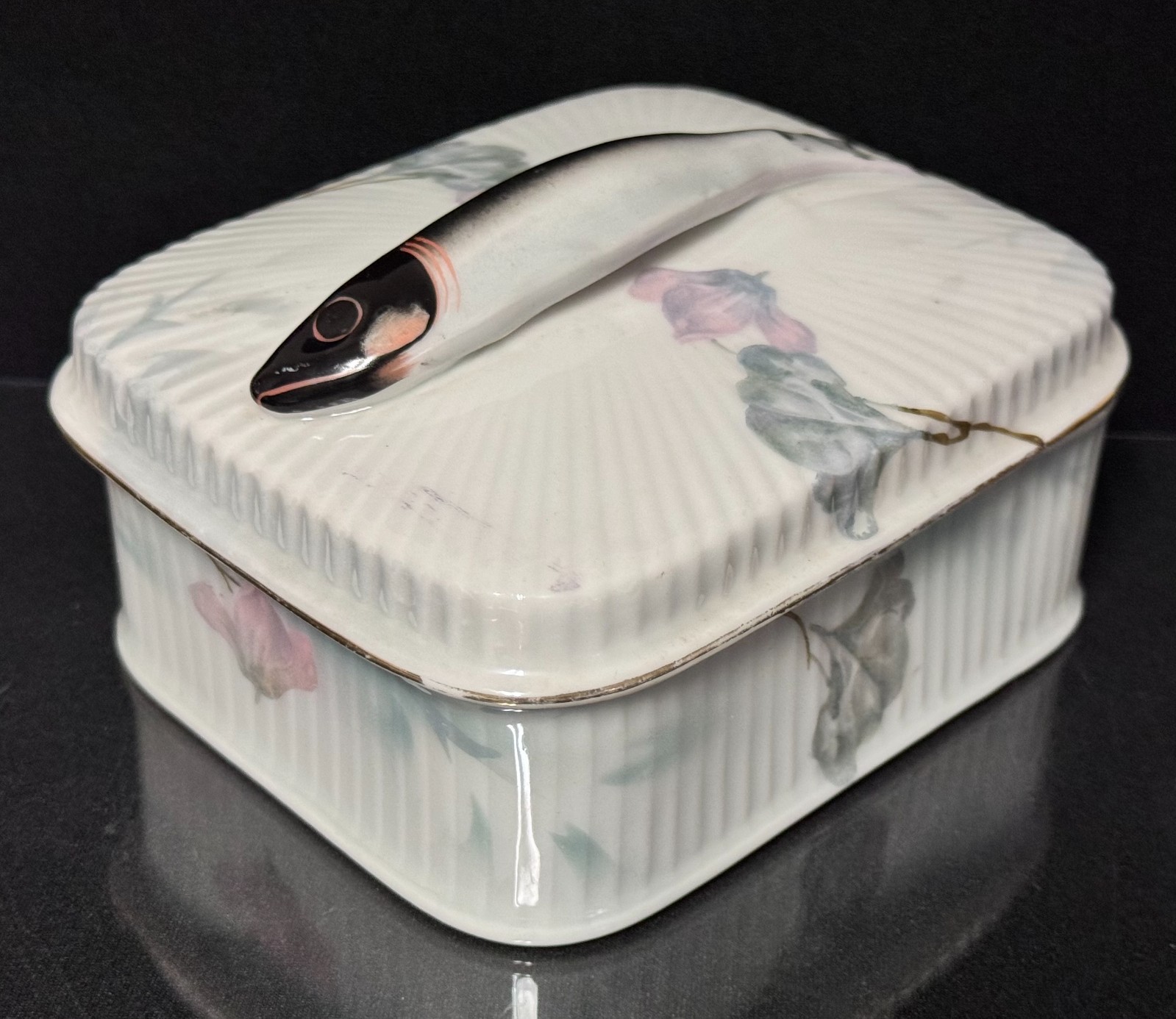 Antique Victoria Austria Lidded Porcelain Sardine Box