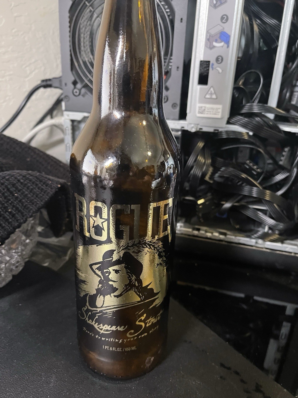 Vintage Rogue Ales Shakespeare Stout Bottle, Empty Glass pint
