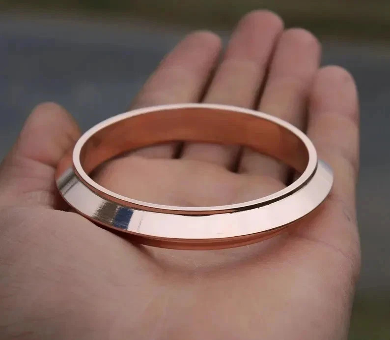 Classic 18K Rose Gold Over V Shaped Jointless Men Bangle Bracelet 8\