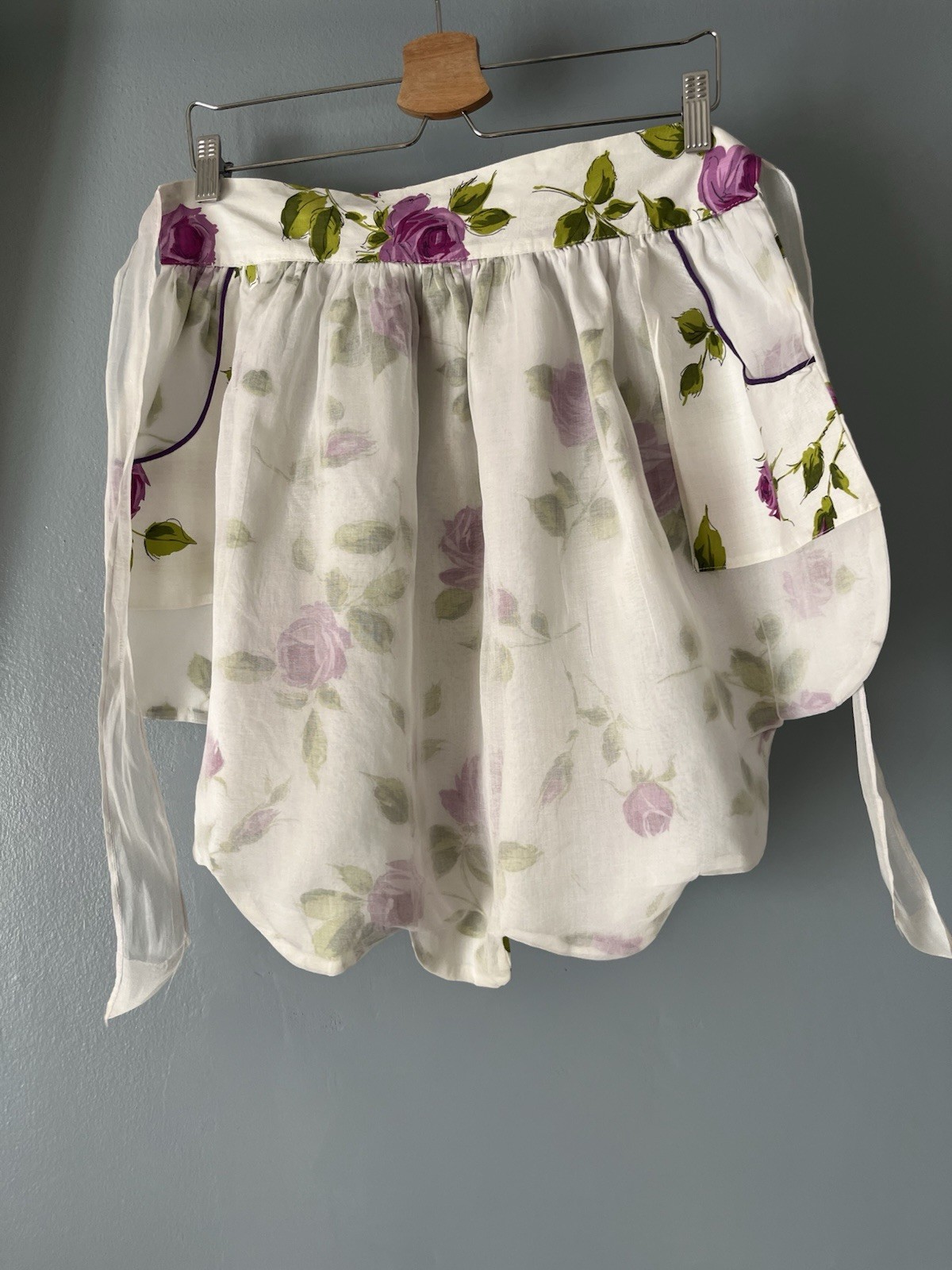 Vintage Floral Half Apron Reversible Vintage Floral Half Apron Reversible