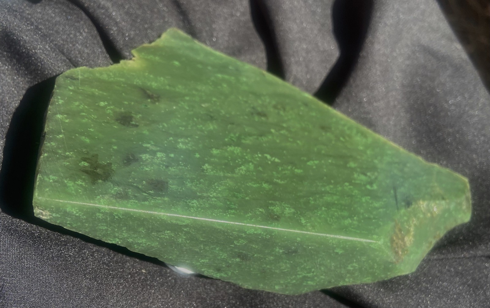 BC Jade Chrome Nephrite Wedge Cut 14.2 O's - 402 Grams Cassiar Reagon BC Canada
